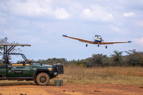 Arrival at Makweti by private-charter